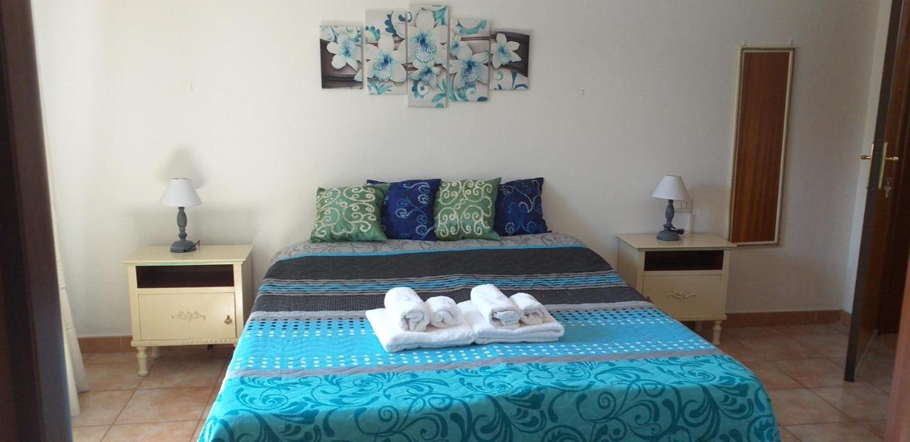 Bed&Breakfast Le petunie Bari Sardo Exterior foto
