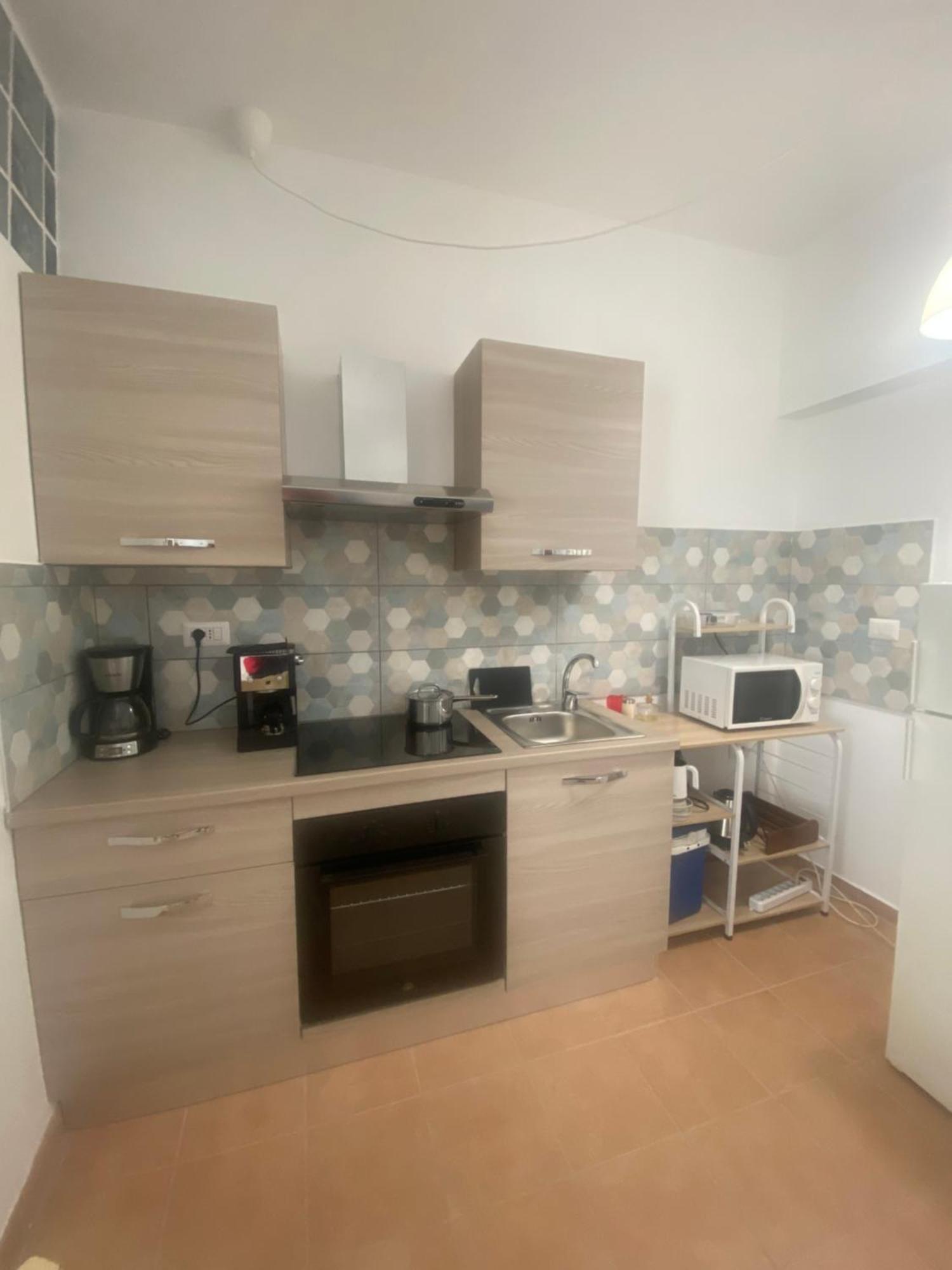 Bed&Breakfast Le petunie Bari Sardo Exterior foto
