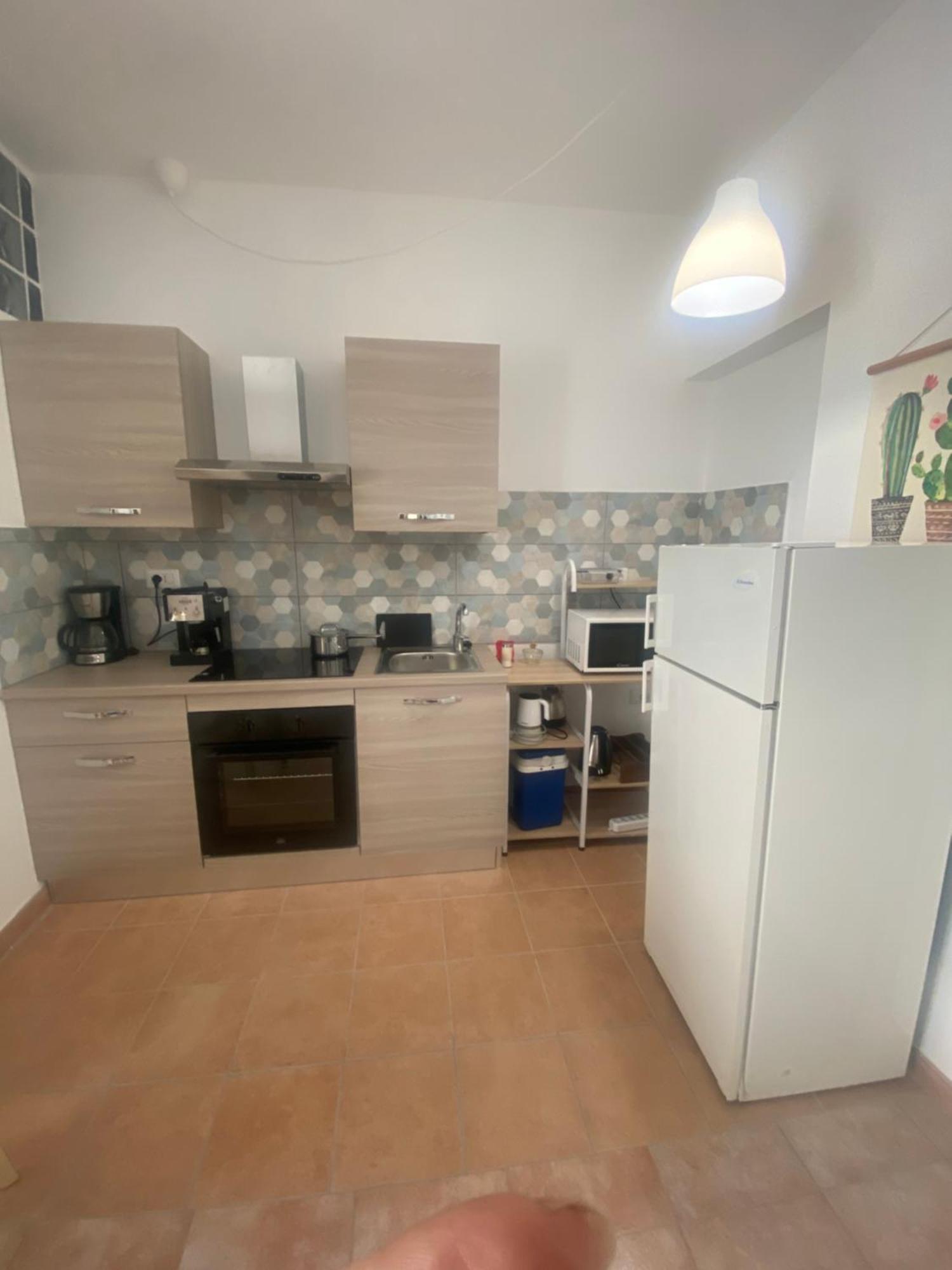 Bed&Breakfast Le petunie Bari Sardo Exterior foto