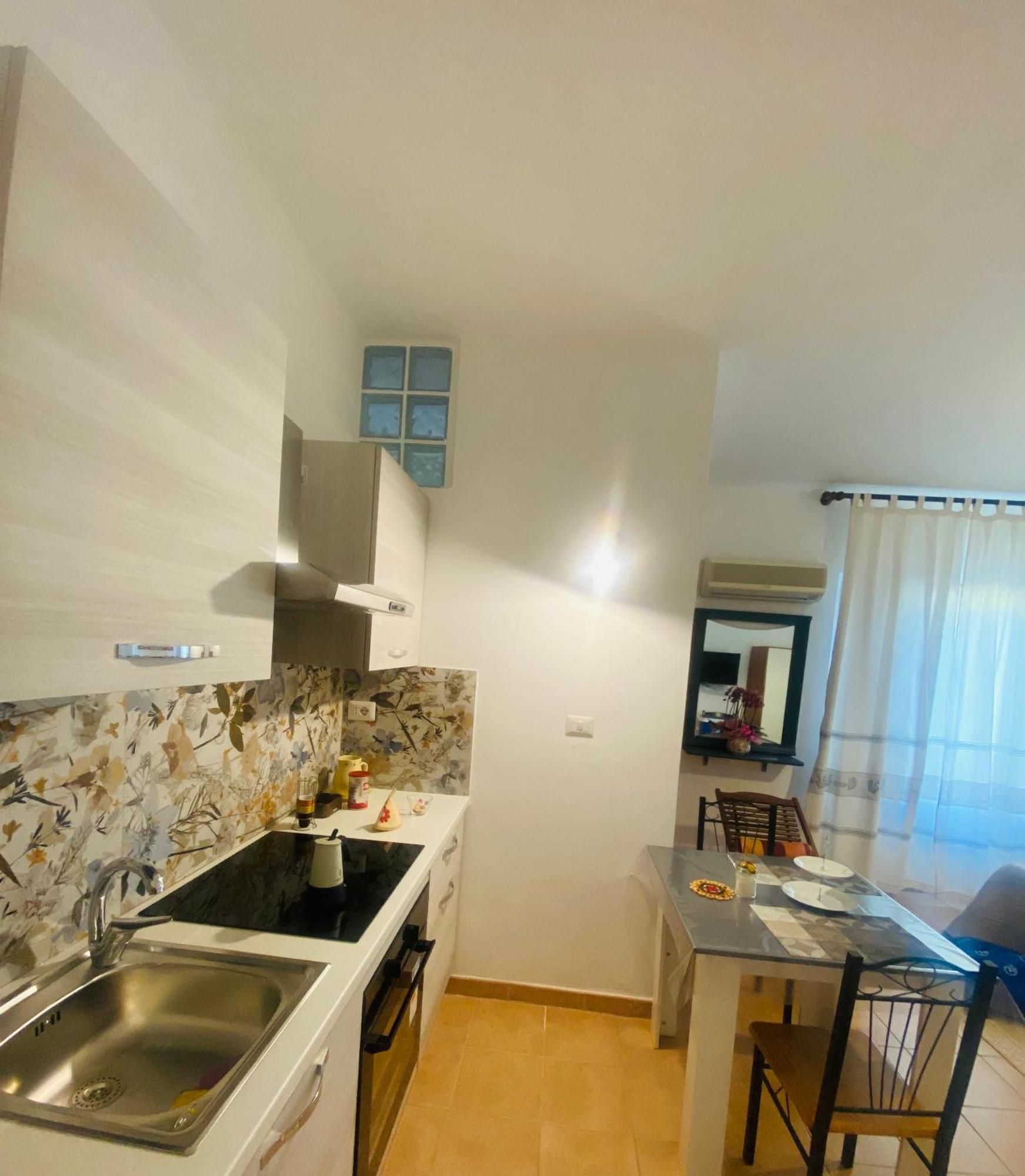 Bed&Breakfast Le petunie Bari Sardo Exterior foto