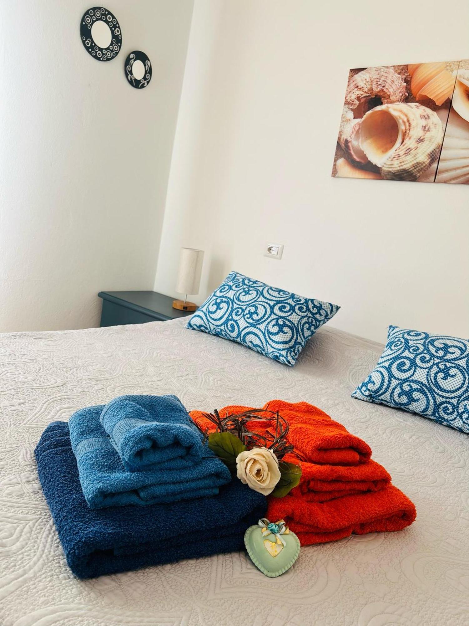 Bed&Breakfast Le petunie Bari Sardo Exterior foto