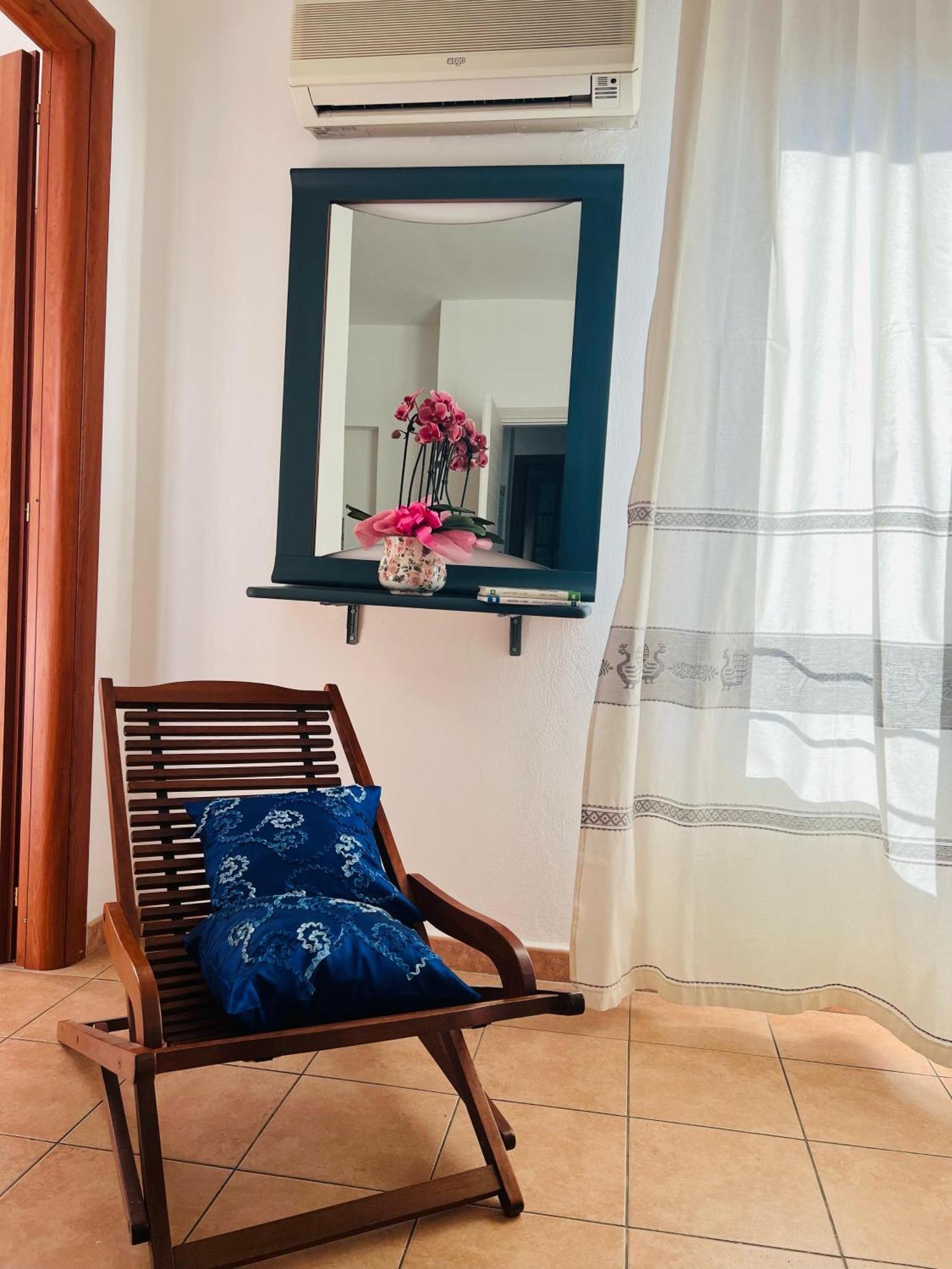 Bed&Breakfast Le petunie Bari Sardo Exterior foto
