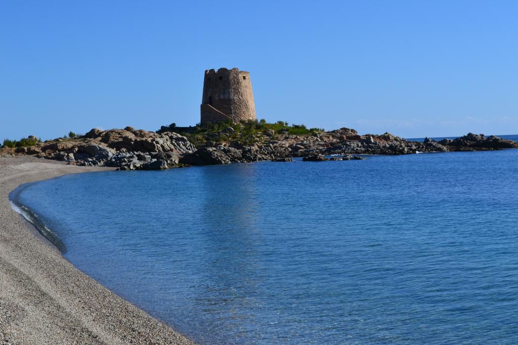 Bed&Breakfast Le petunie Bari Sardo Exterior foto