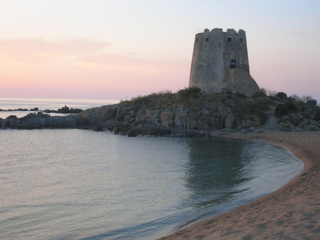 Bed&Breakfast Le petunie Bari Sardo Exterior foto
