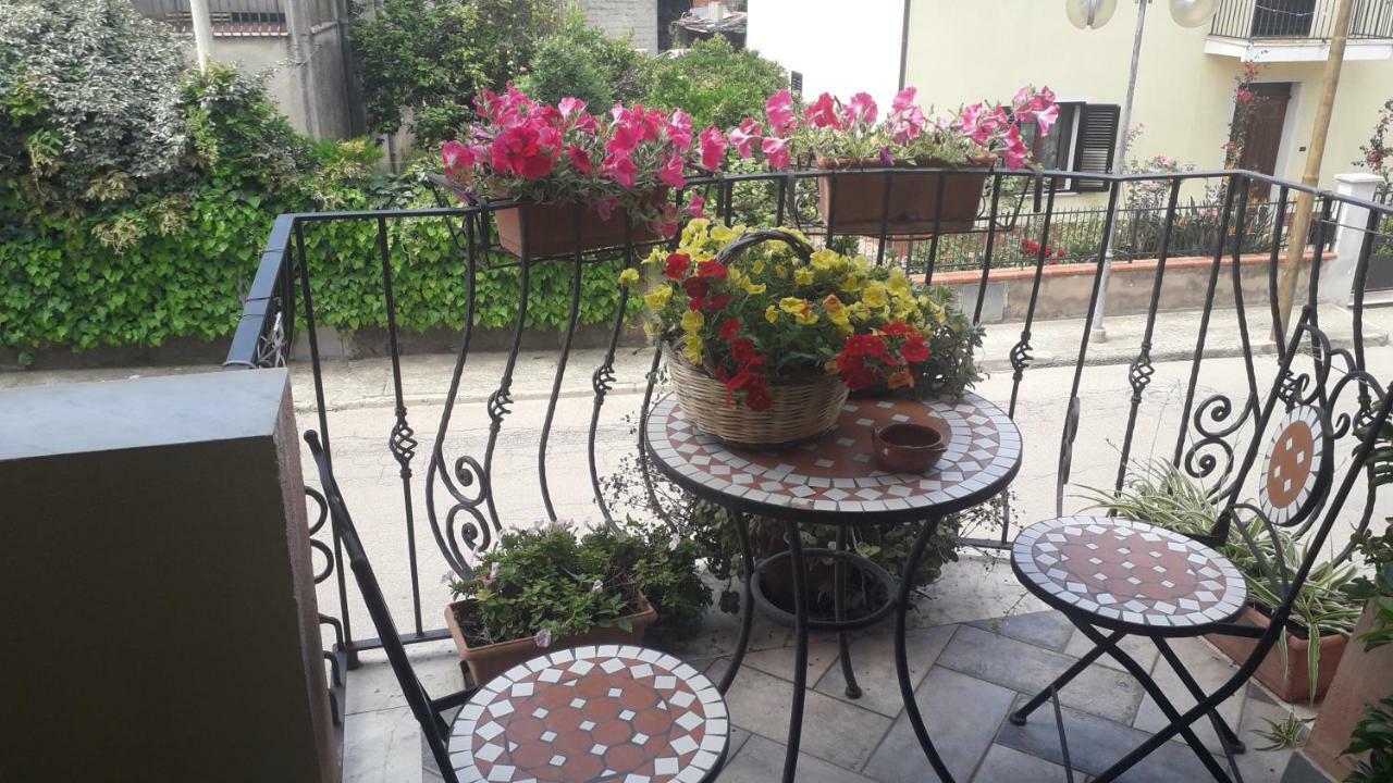 Bed&Breakfast Le petunie Bari Sardo Exterior foto